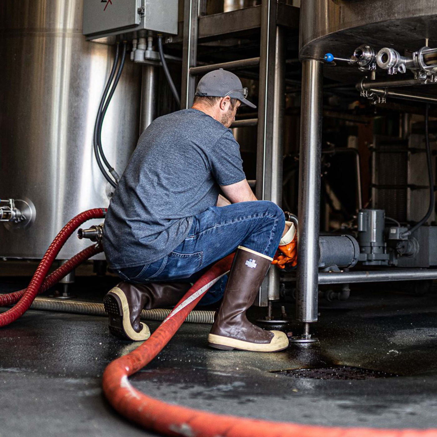 Men's 15 Steel Toe Legacy Boot - Image 2