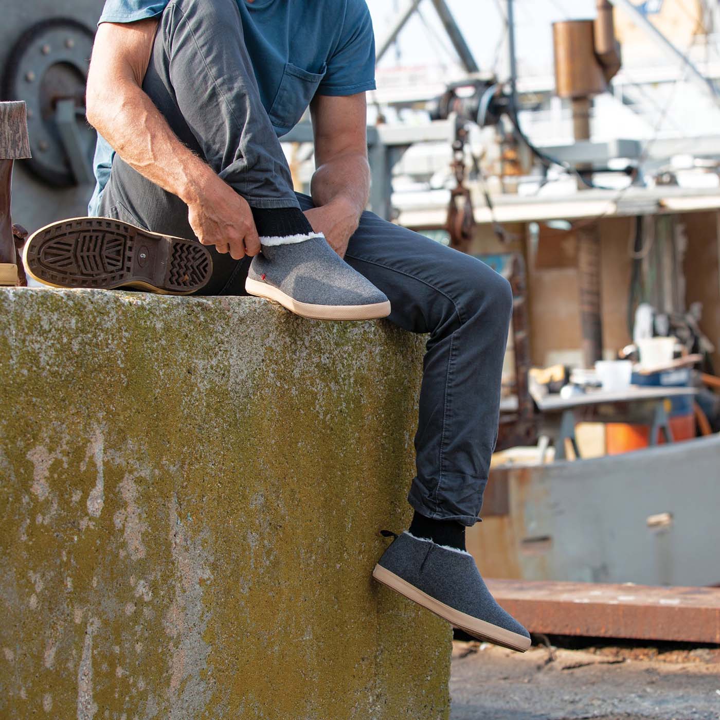 Unisex Homer Sneaker - Image 2